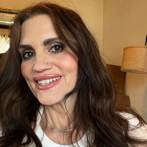 Meet your Posher, Rhonda